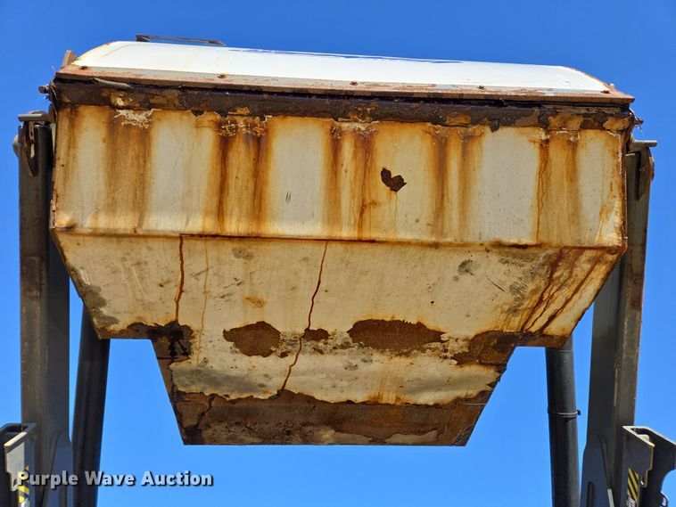 image for item EC4183 2015 Elgin Pelican Series NP street sweeper