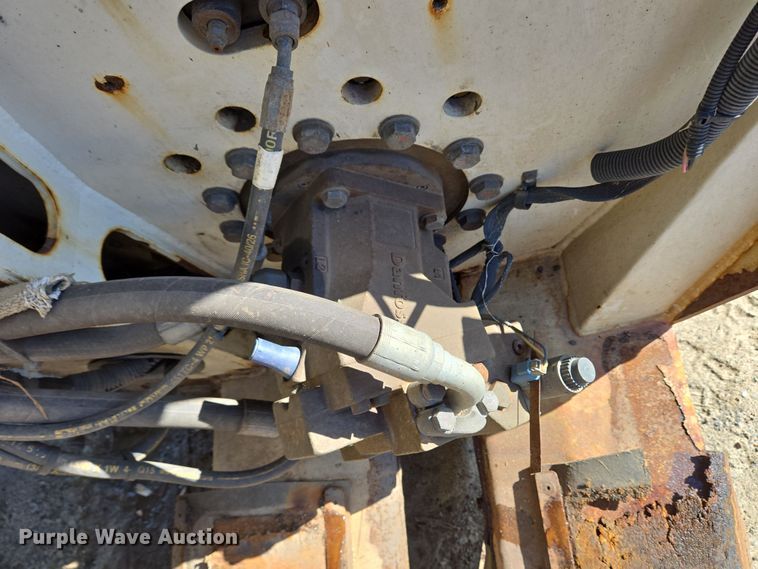 image for item EC4183 2015 Elgin Pelican Series NP street sweeper