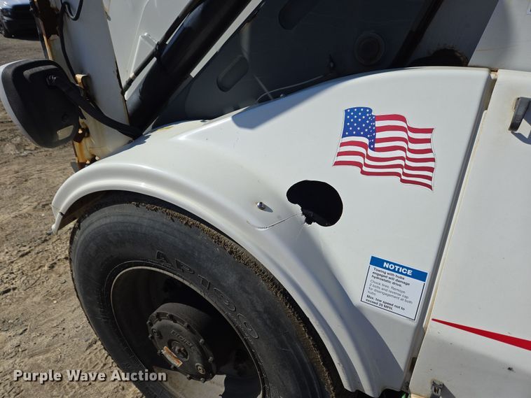 image for item EC4183 2015 Elgin Pelican Series NP street sweeper