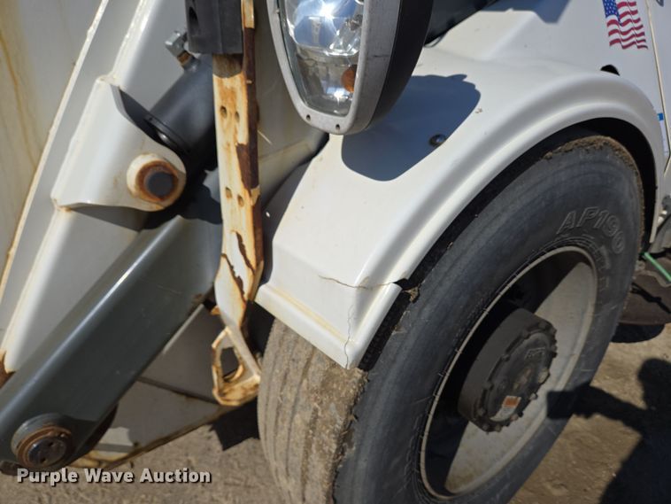 image for item EC4183 2015 Elgin Pelican Series NP street sweeper