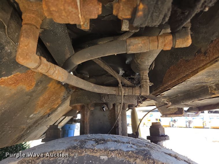 image for item EC4183 2015 Elgin Pelican Series NP street sweeper