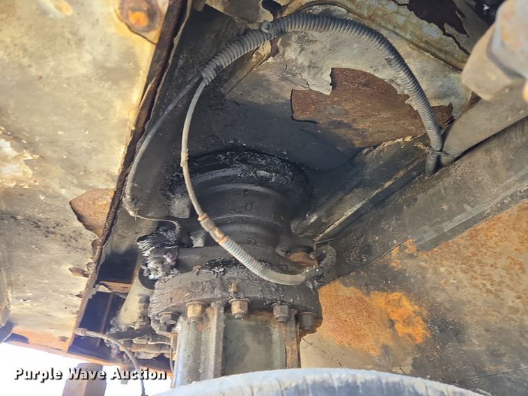 image for item EC4183 2015 Elgin Pelican Series NP street sweeper