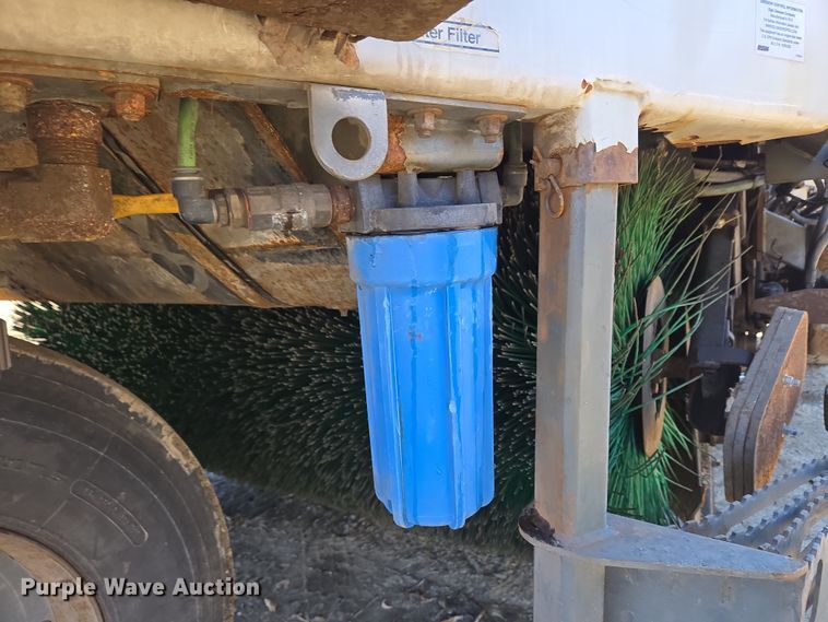 image for item EC4183 2015 Elgin Pelican Series NP street sweeper