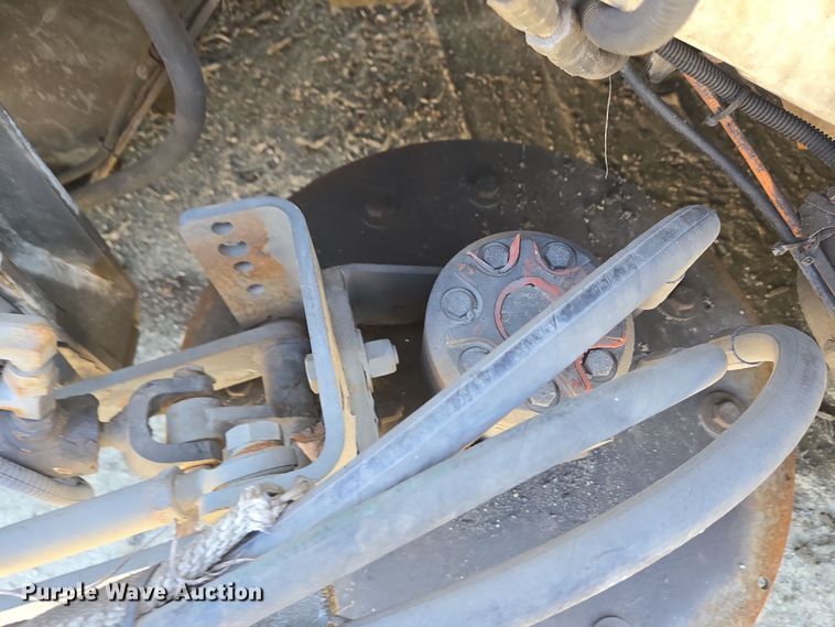 image for item EC4183 2015 Elgin Pelican Series NP street sweeper