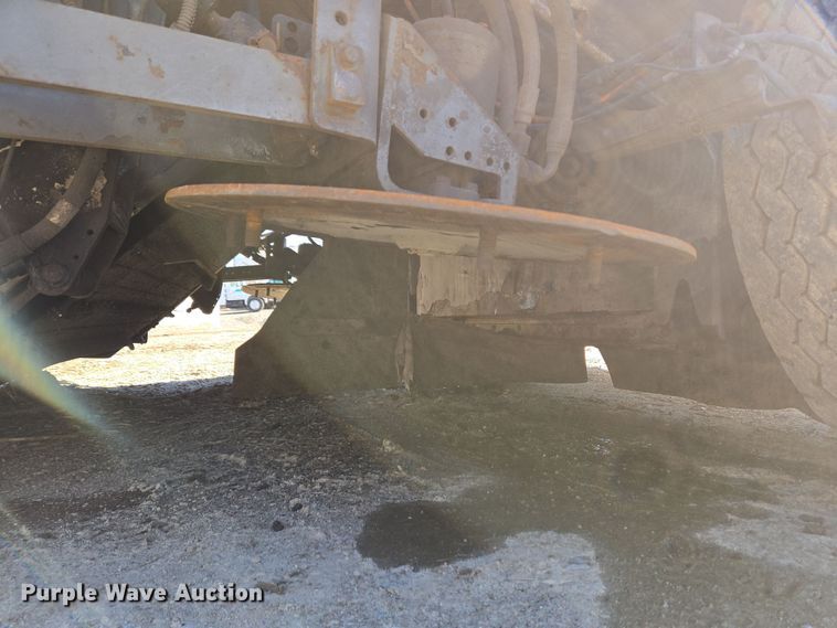 image for item EC4183 2015 Elgin Pelican Series NP street sweeper