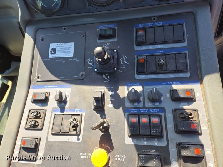 image for item EC4183 2015 Elgin Pelican Series NP street sweeper