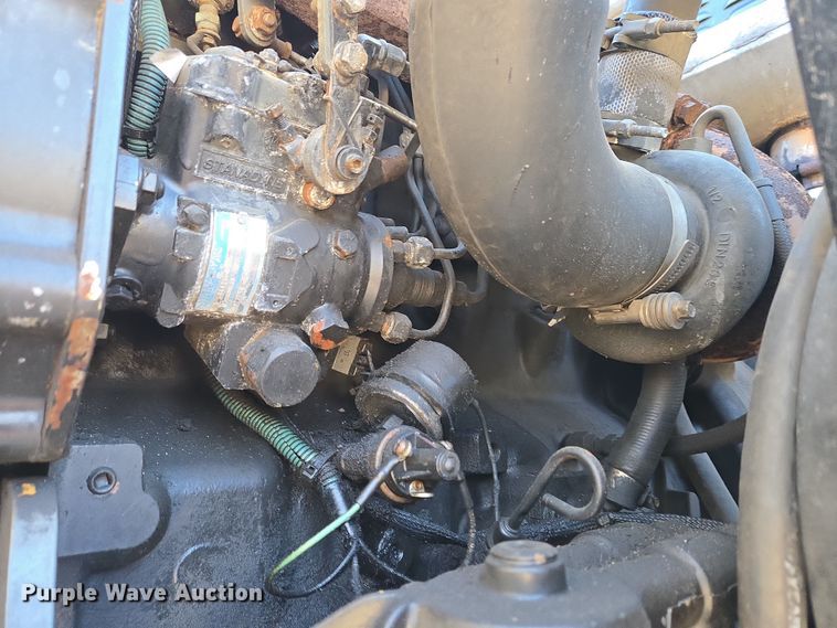 image for item EC4183 2015 Elgin Pelican Series NP street sweeper