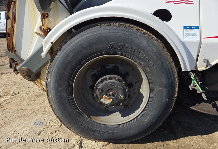 image for item EC4183 2015 Elgin Pelican Series NP street sweeper