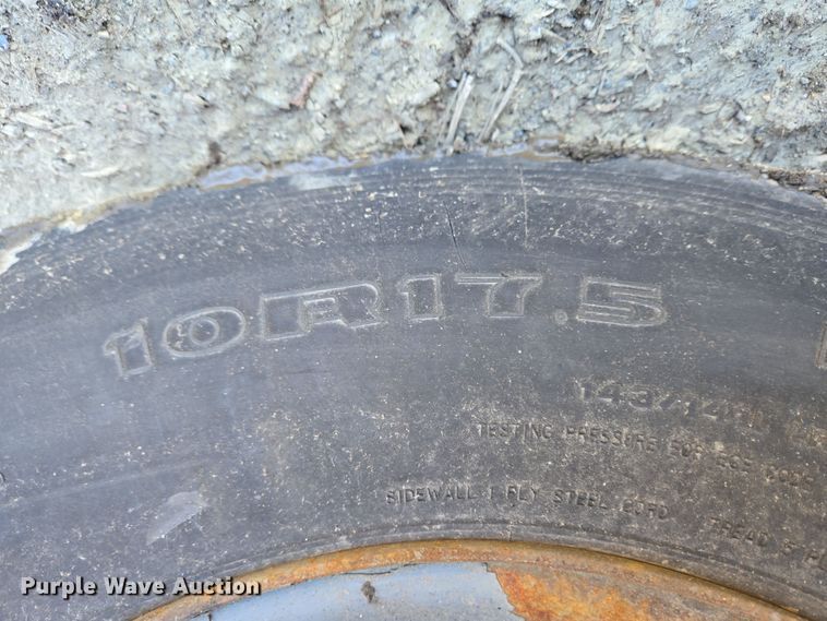 image for item EC4183 2015 Elgin Pelican Series NP street sweeper