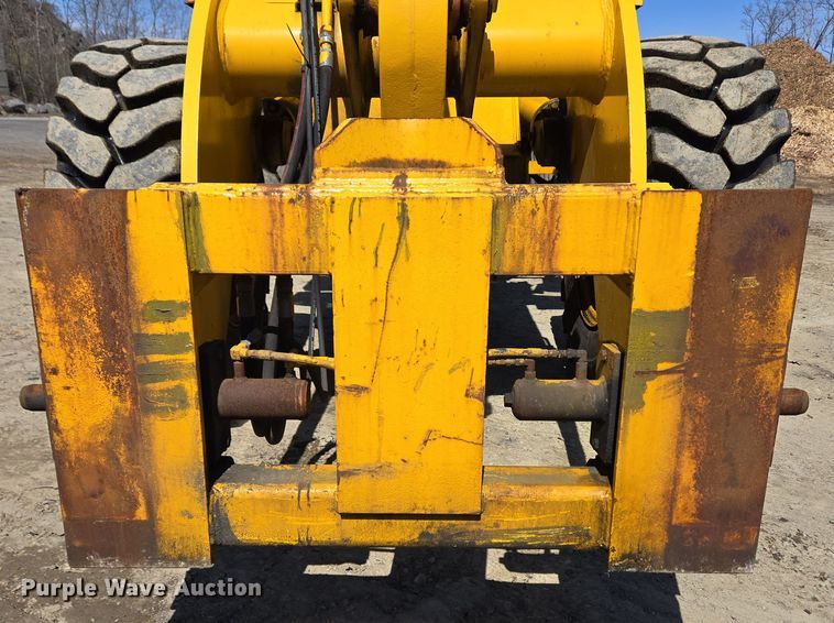 image for item EC4184 1994 Case 621B wheel loader