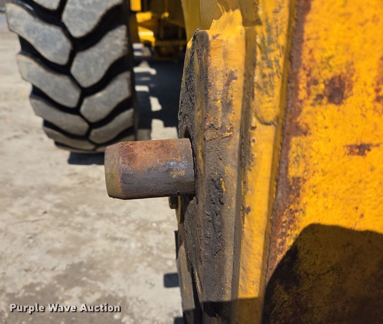 image for item EC4184 1994 Case 621B wheel loader