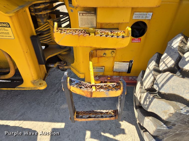 image for item EC4184 1994 Case 621B wheel loader