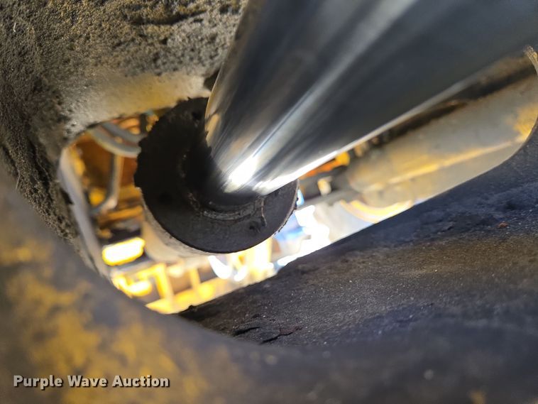 image for item EC4184 1994 Case 621B wheel loader