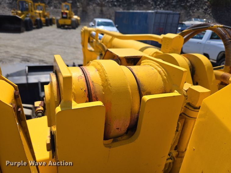 image for item EC4184 1994 Case 621B wheel loader