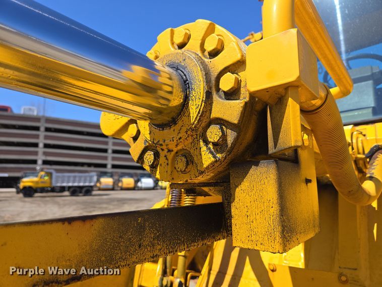 image for item EC4184 1994 Case 621B wheel loader