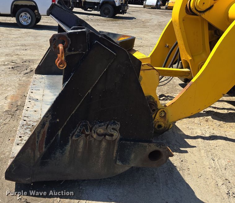 image for item EC4184 1994 Case 621B wheel loader