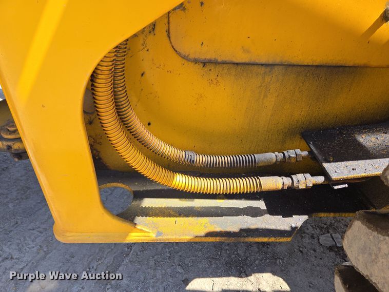 image for item EC4184 1994 Case 621B wheel loader