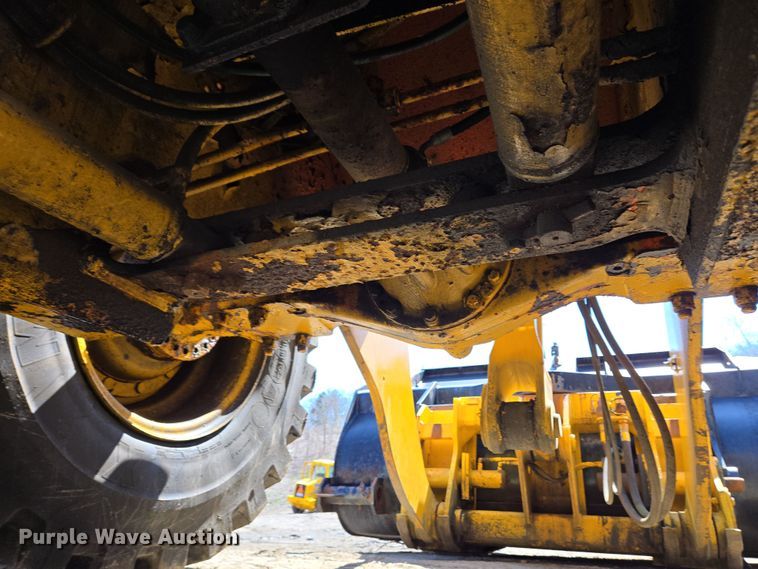 image for item EC4184 1994 Case 621B wheel loader