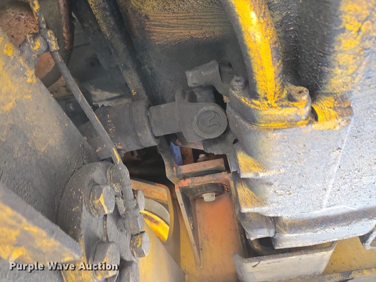image for item EC4184 1994 Case 621B wheel loader