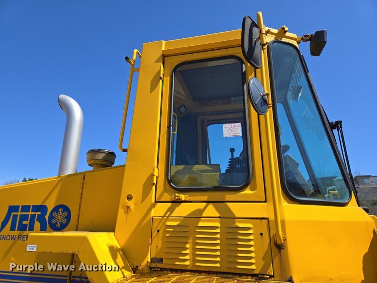 image for item EC4184 1994 Case 621B wheel loader