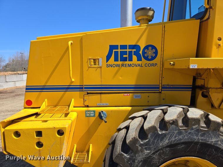 image for item EC4184 1994 Case 621B wheel loader