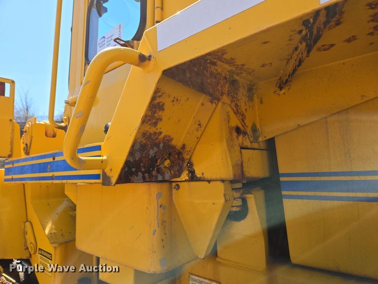 image for item EC4184 1994 Case 621B wheel loader