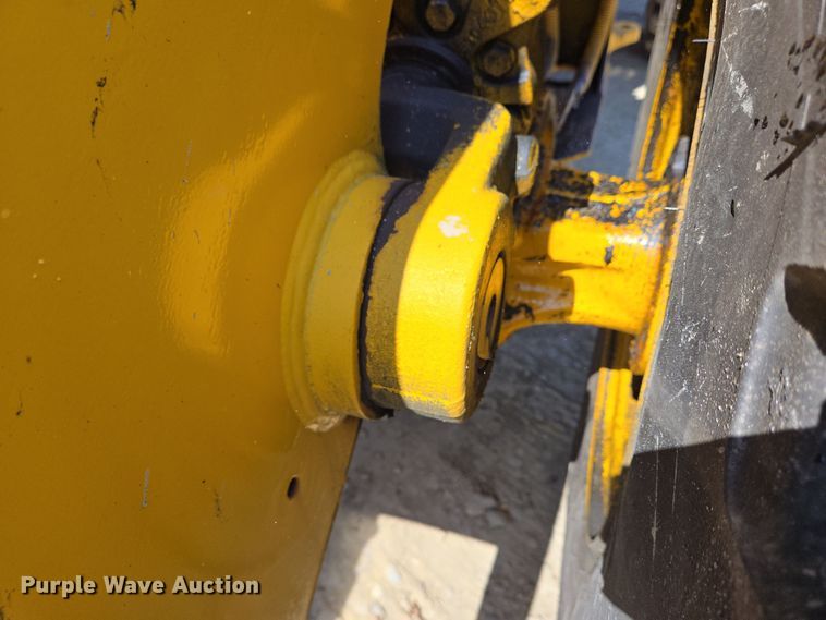 image for item EC4184 1994 Case 621B wheel loader