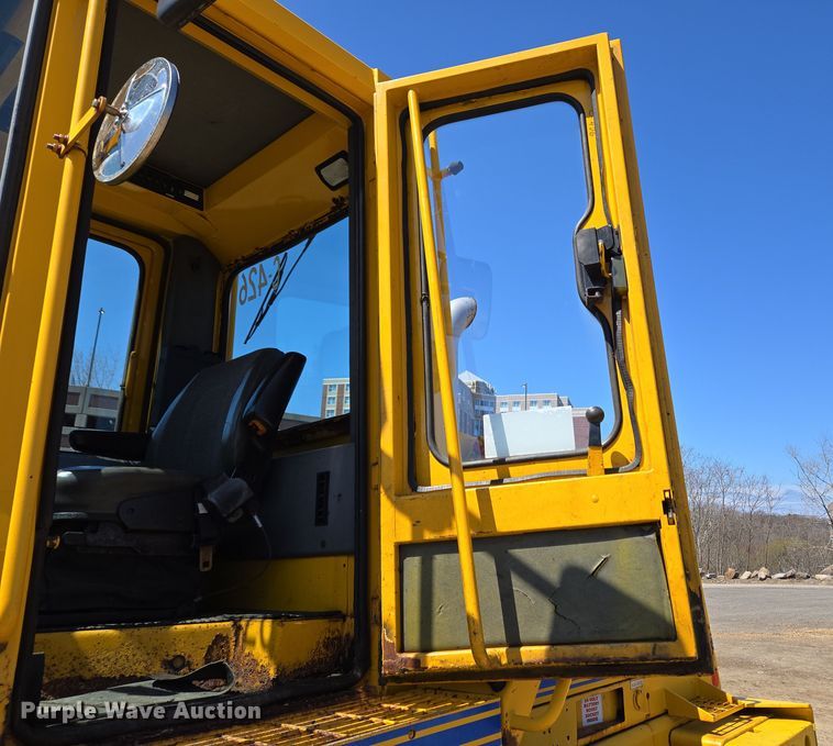 image for item EC4184 1994 Case 621B wheel loader