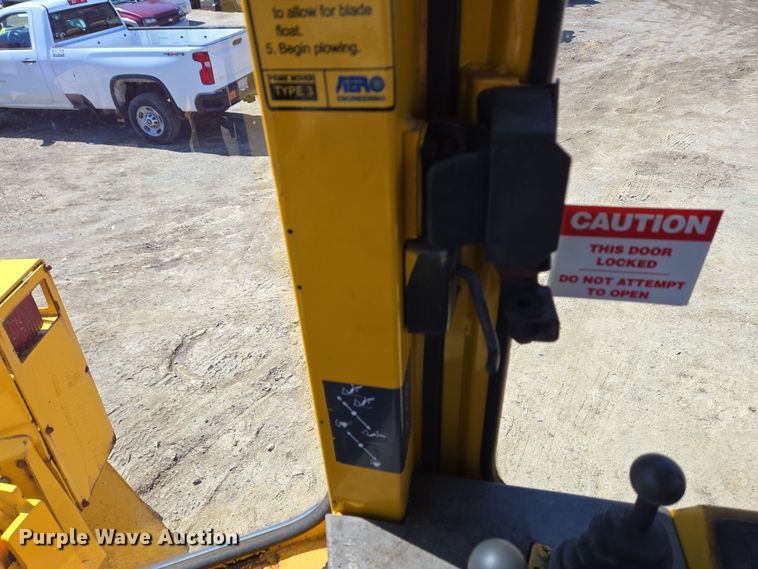 image for item EC4184 1994 Case 621B wheel loader