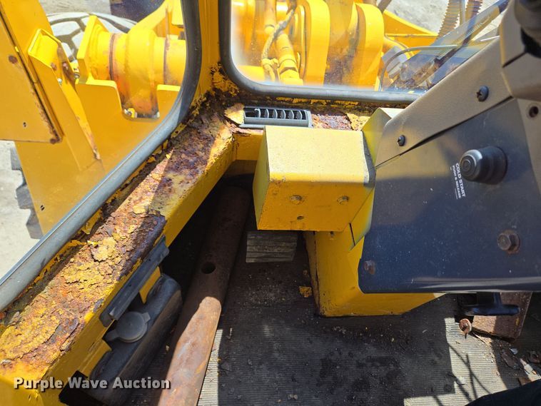 image for item EC4184 1994 Case 621B wheel loader