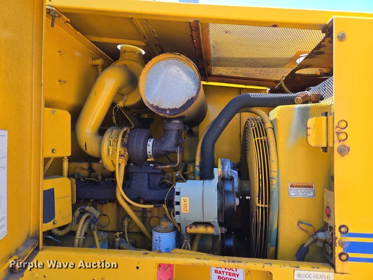 image for item EC4184 1994 Case 621B wheel loader