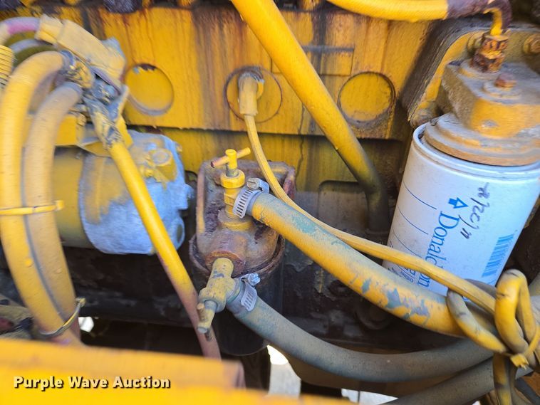 image for item EC4184 1994 Case 621B wheel loader