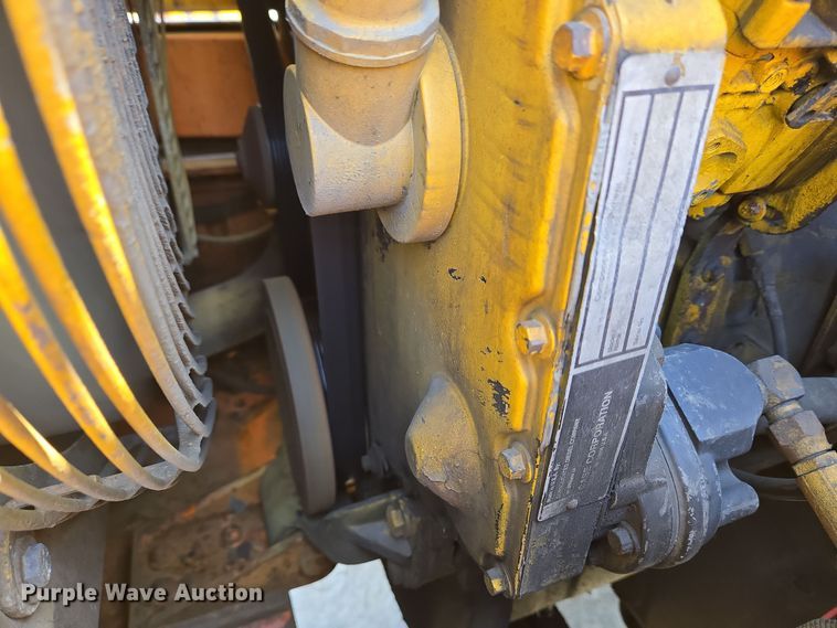 image for item EC4184 1994 Case 621B wheel loader