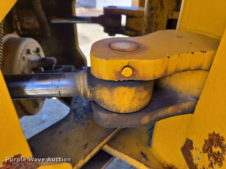 image for item EC4185 Fiat-Allis wheel loader