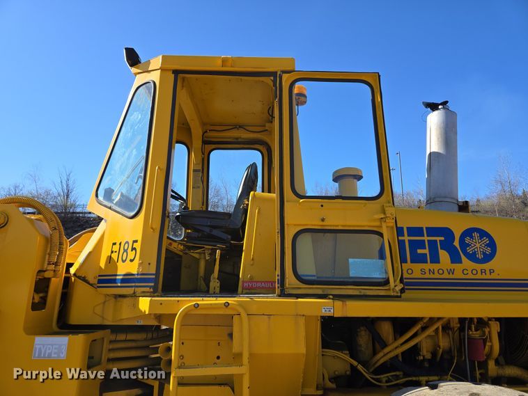 image for item EC4185 Fiat-Allis wheel loader