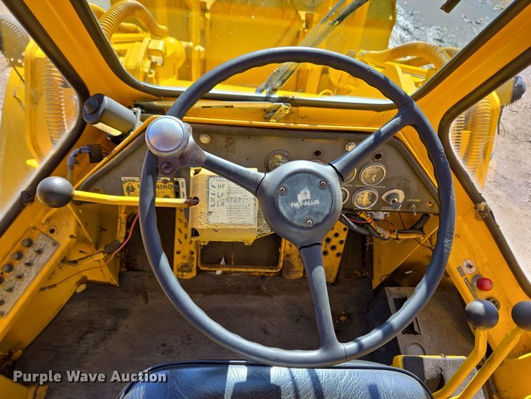 image for item EC4185 Fiat-Allis wheel loader