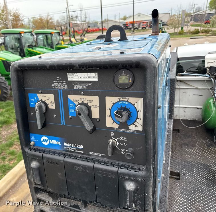 image for item ED4208 2016 Dodge Ram 5500 utility / service truck