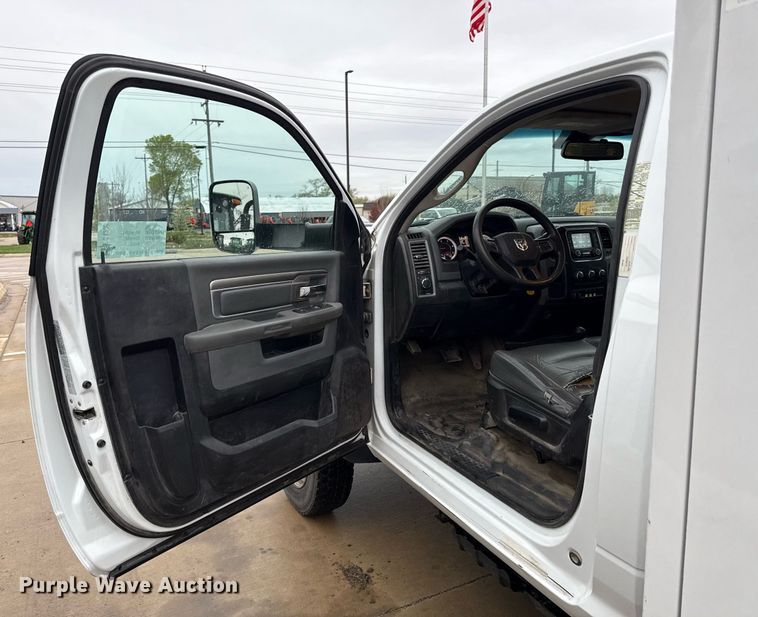 image for item ED4208 2016 Dodge Ram 5500 utility / service truck
