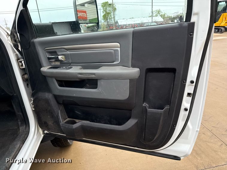 image for item ED4208 2016 Dodge Ram 5500 utility / service truck