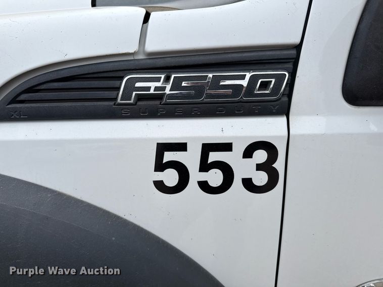 image for item ED5519 2016 Ford F550 Super Duty XL bucket truck