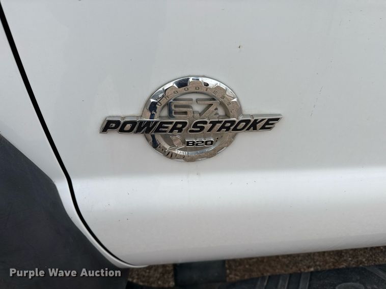 image for item ED5519 2016 Ford F550 Super Duty XL bucket truck