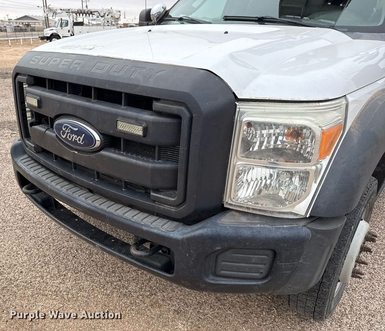 image for item ED5519 2016 Ford F550 Super Duty XL bucket truck