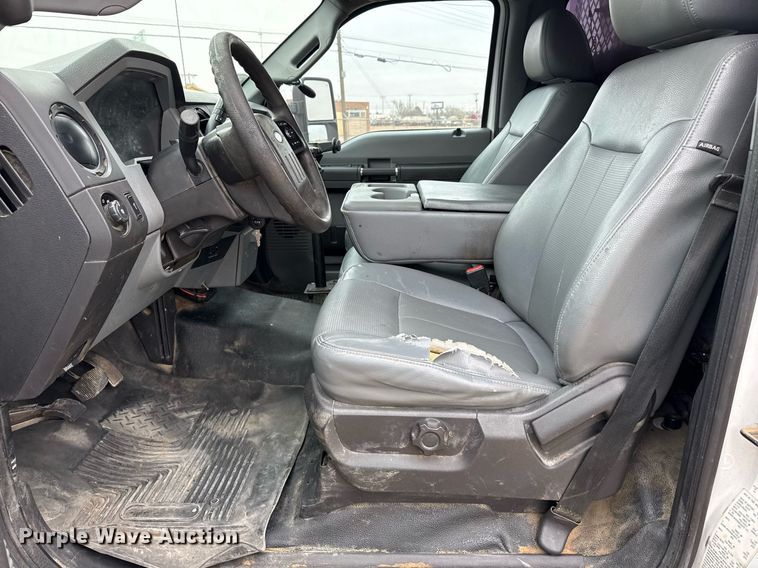 image for item ED5519 2016 Ford F550 Super Duty XL bucket truck