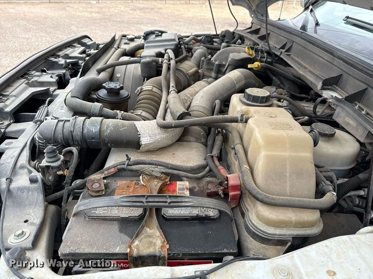 image for item ED5519 2016 Ford F550 Super Duty XL bucket truck