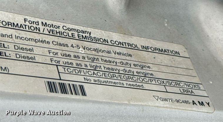 image for item ED5519 2016 Ford F550 Super Duty XL bucket truck