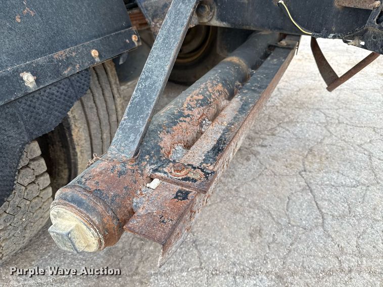 image for item ED5592 1988 Ford L8000 water truck