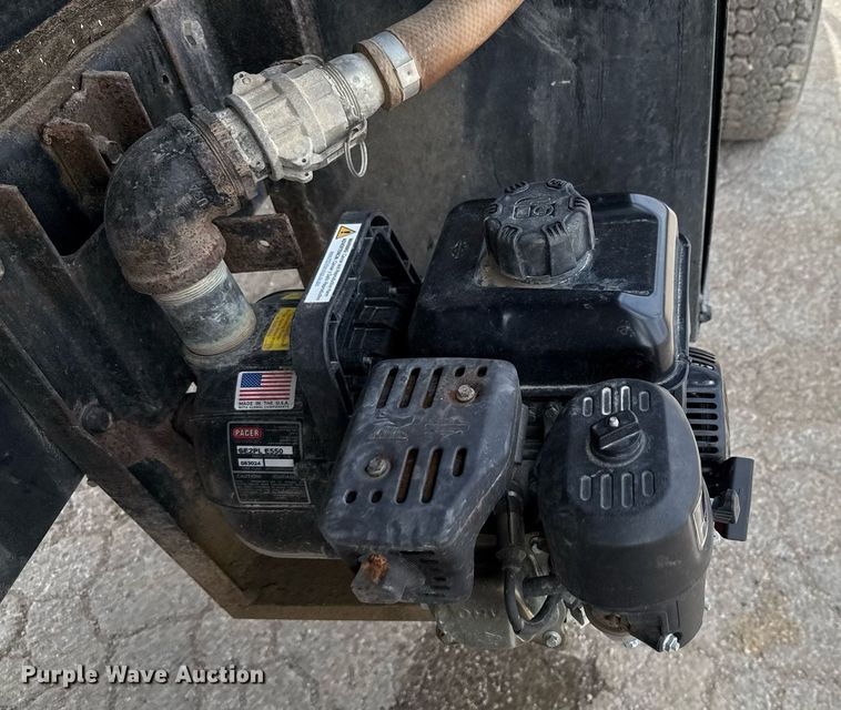 image for item ED5592 1988 Ford L8000 water truck