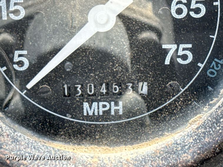 image for item ED5592 1988 Ford L8000 water truck