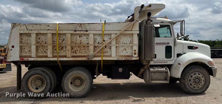 image for item ED5593 2006 Peterbilt 335 dump truck