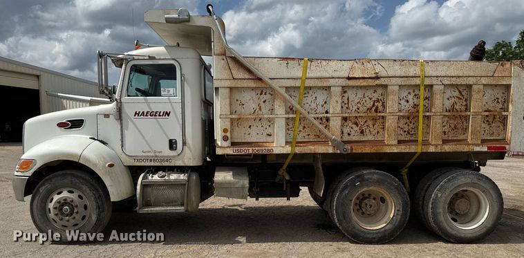 image for item ED5593 2006 Peterbilt 335 dump truck